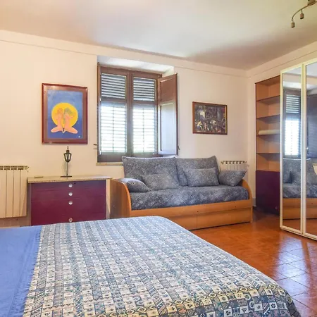 3 Bedroom Lovely In Casa vacanze