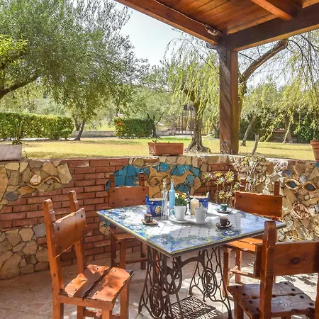 3 Bedroom Lovely In Casa vacanze *