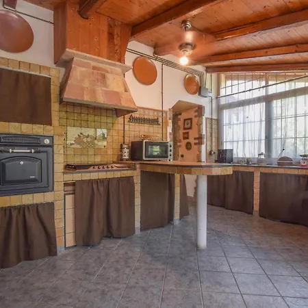 Casa vacanze 3 Bedroom Lovely In *