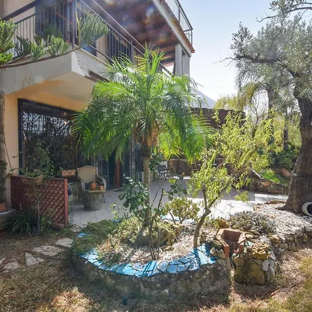 3 Bedroom Lovely In Casa vacanze *