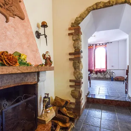 3 Bedroom Lovely In Borgetto